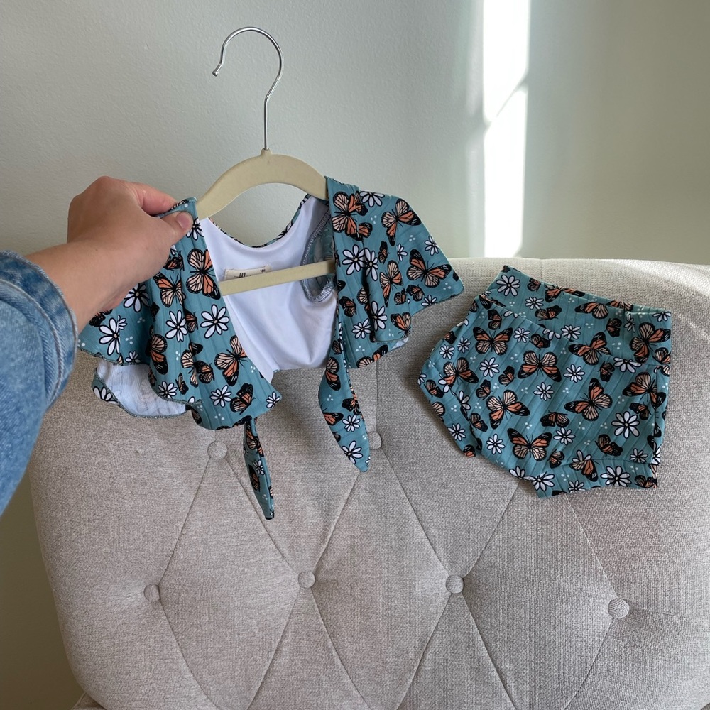 Khloe Jean Butterfly Tie Crop Set